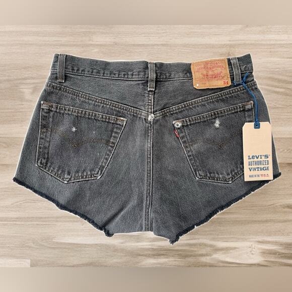 Levi’s vintage 501 jean shorts made in USA NWT 8 - Picture 1 of 12